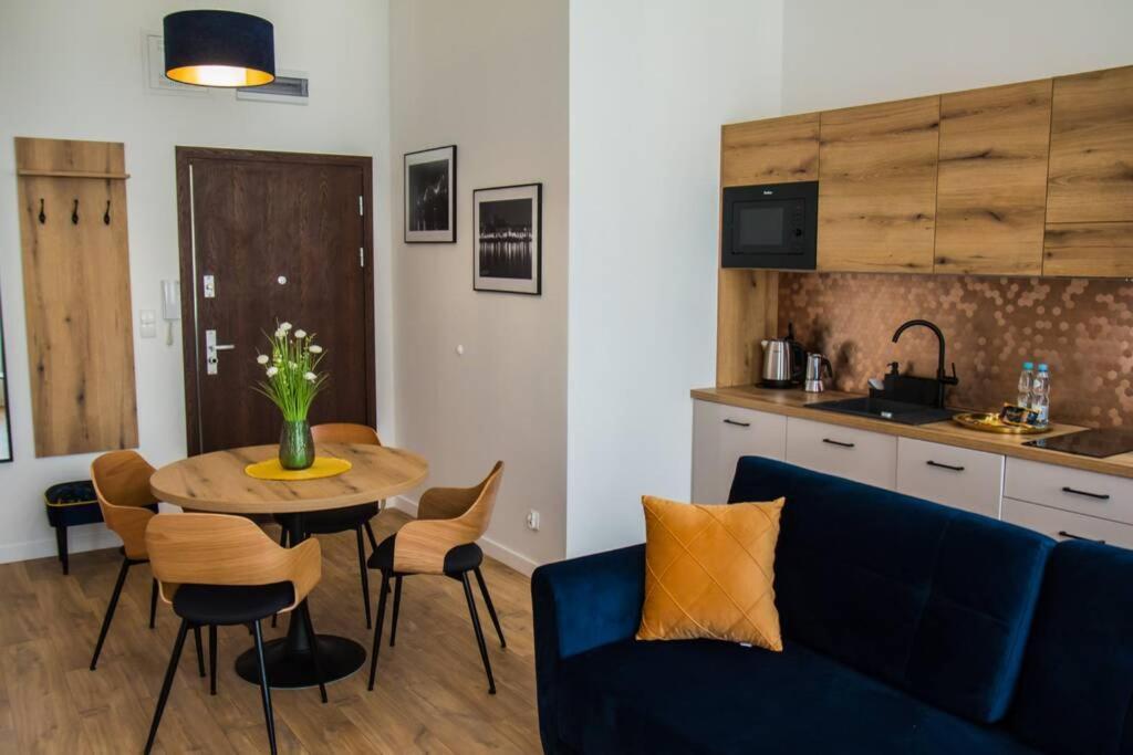 Ferienwohnung Miedziany By Rentoom Thorn Exterior foto